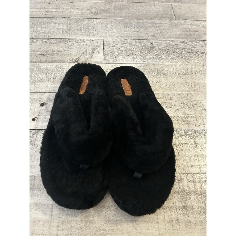 OluKai Kipe'a Heu Women's Size 8 Black Sandal Slippers, Soft Fur Brand New